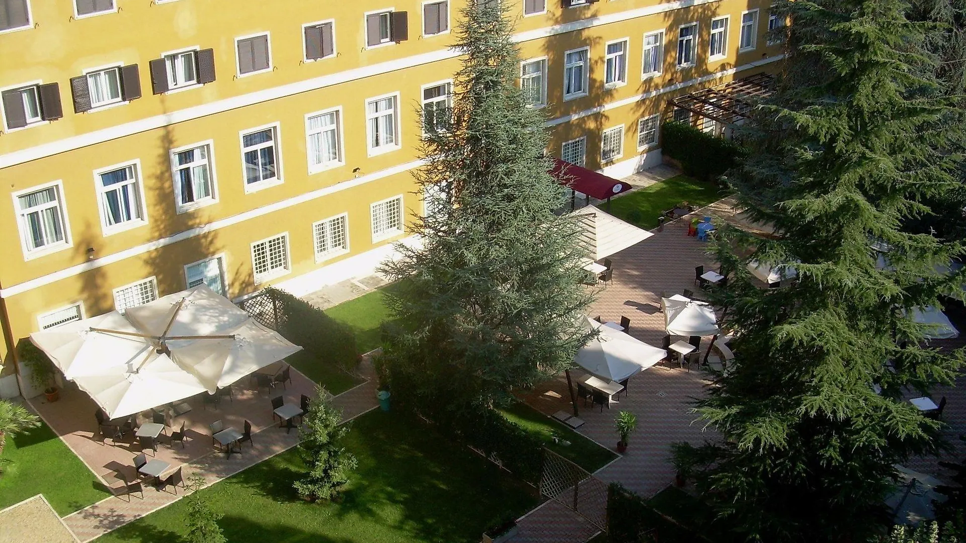 Lh Hotel Excel Roma Montemario Рим